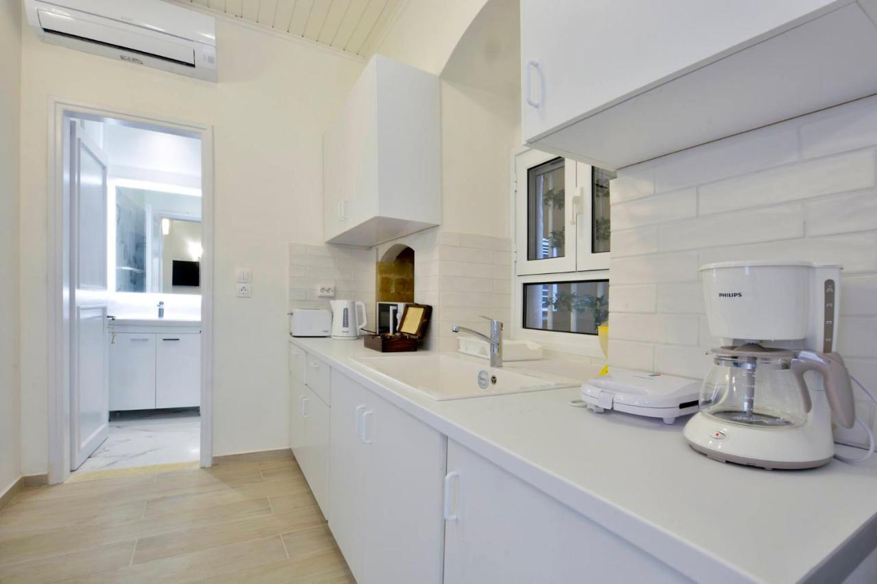τhe Hidden Garden Apartment *